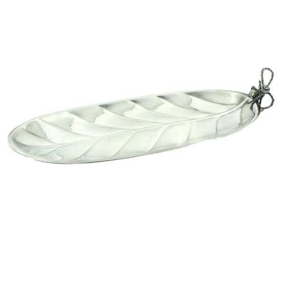 Tray Candy Nuts Condiments International Silver Co SilverPlate #8151 Leaf shape - Picture 12 of 12